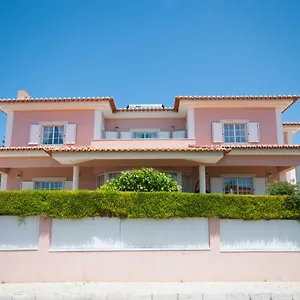 Villa Grace, Aldeia de Juzo
